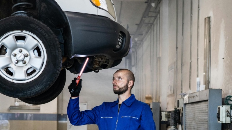 The Top 5 Signs Your Bumper Needs Replacing—Before It’s Too Late