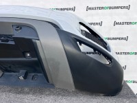 Land Rover Evoque Se Suv 2015-2018 Front Bumper 4 Pdc Jets Genuine [p614]