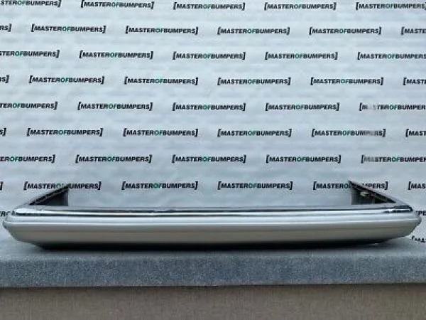 Mercedes Sec Mk1 W126 1979-1984 Rear Bumper In Silver With Chrome Trims Genuine