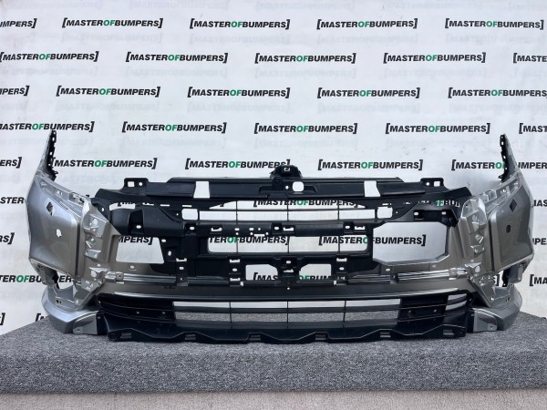 Mitsubishi Outlander Phev Hybrid Mk3 2015-2019 Front Bumper Pdc Genuine [m477]