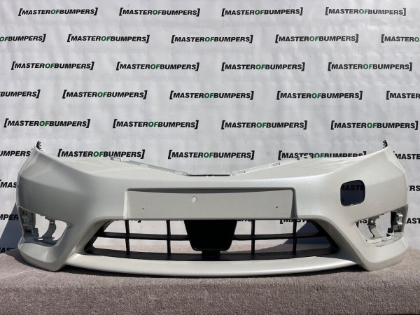 Nissan Pulsar N-tec Tekna Hatchback 2014-2018 Front Bumper Genuine [l617]