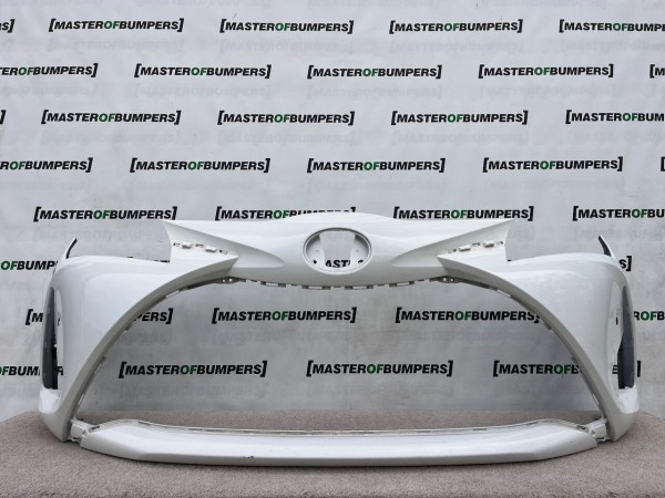 Toyota Yaris Mk3 Face Lifting 2017-2020 Front Bumper 4 Pdc Genuine [t499]
