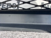 Toyota C-hr Chr Excel Dynamic 2016-2020 Front Bumper 6 Pdc Genuine [t530]