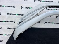 VW Golf Se Mk7.5 Hatchback 2017-2019 Front Bumper 4 Pdc +jets Genuine [v632]