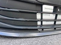 VW Golf Se Mk8 Hatchback 2020-2024 Front Bumper 4 Pdc Genuine [v476]