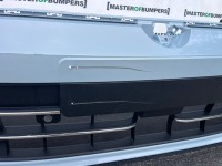 VW Golf Se Style Mk8 Lift Hatchback 2024-2026 Front Bumper 4 Pdc Genuine [v627]