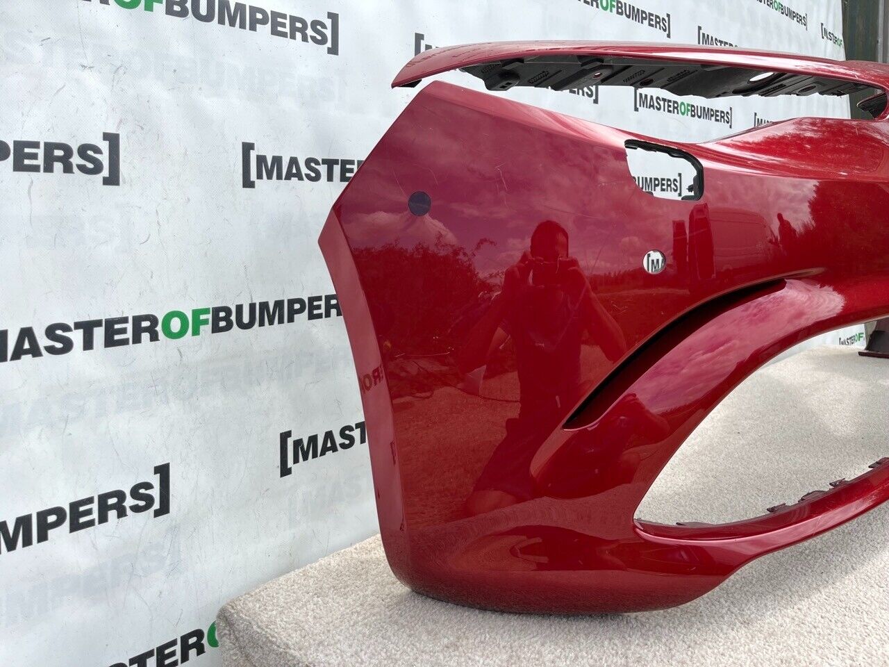 Alfa Romeo Giulia Quadrofoglio 2016-2022 Front Bumper Pdc + Jets Genuine [p900]