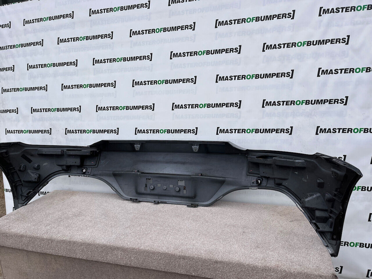 Aston Martin Vantage V8 2018-2022 Rear Bumper Grey Pdc Genuine [p802]