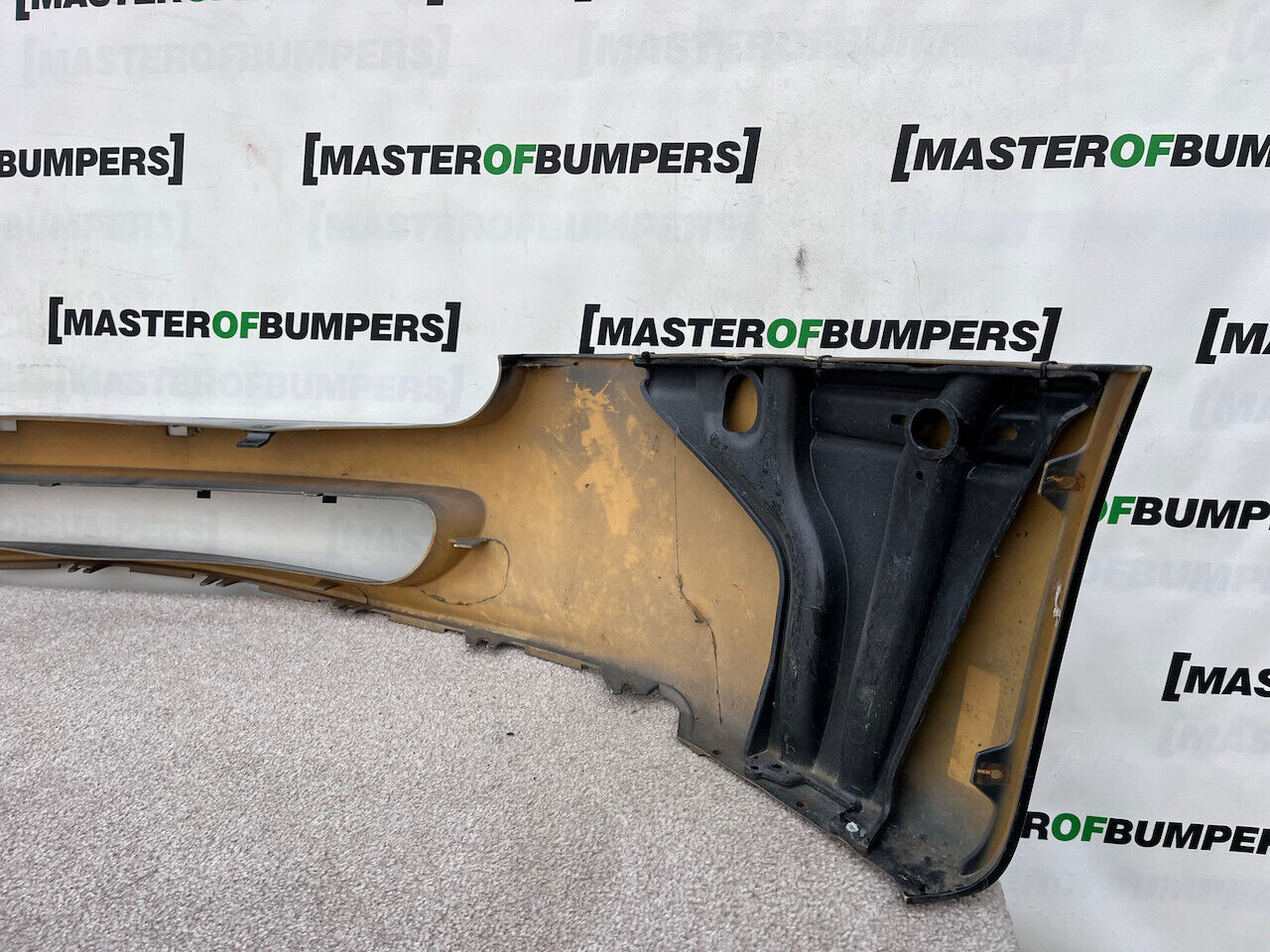 Aston Martin Vantage I V8 2005-2010 Front Bumper No Pdc Genuine [p920]