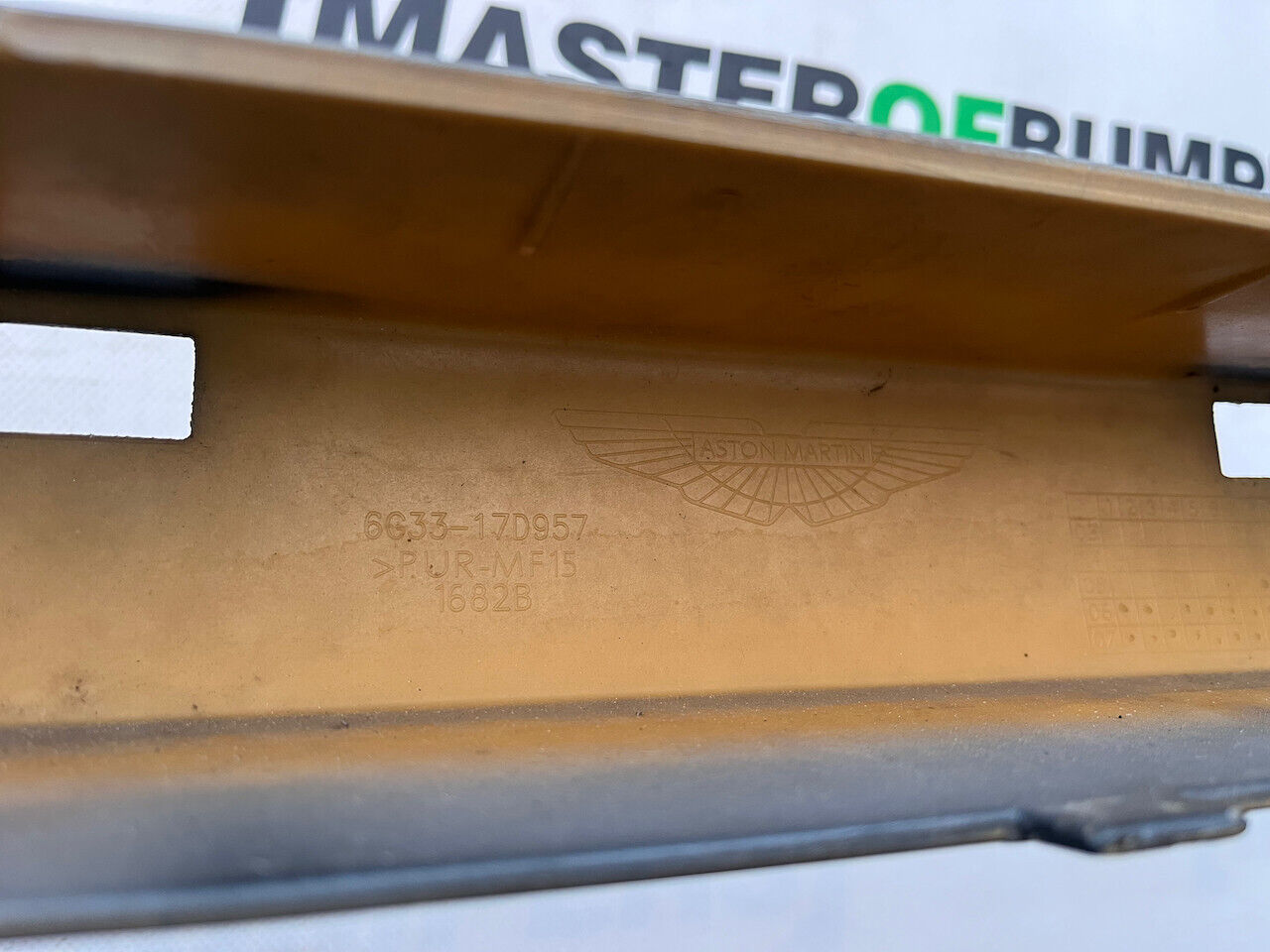 Aston Martin Vantage I V8 2005-2010 Front Bumper No Pdc Genuine [p920]