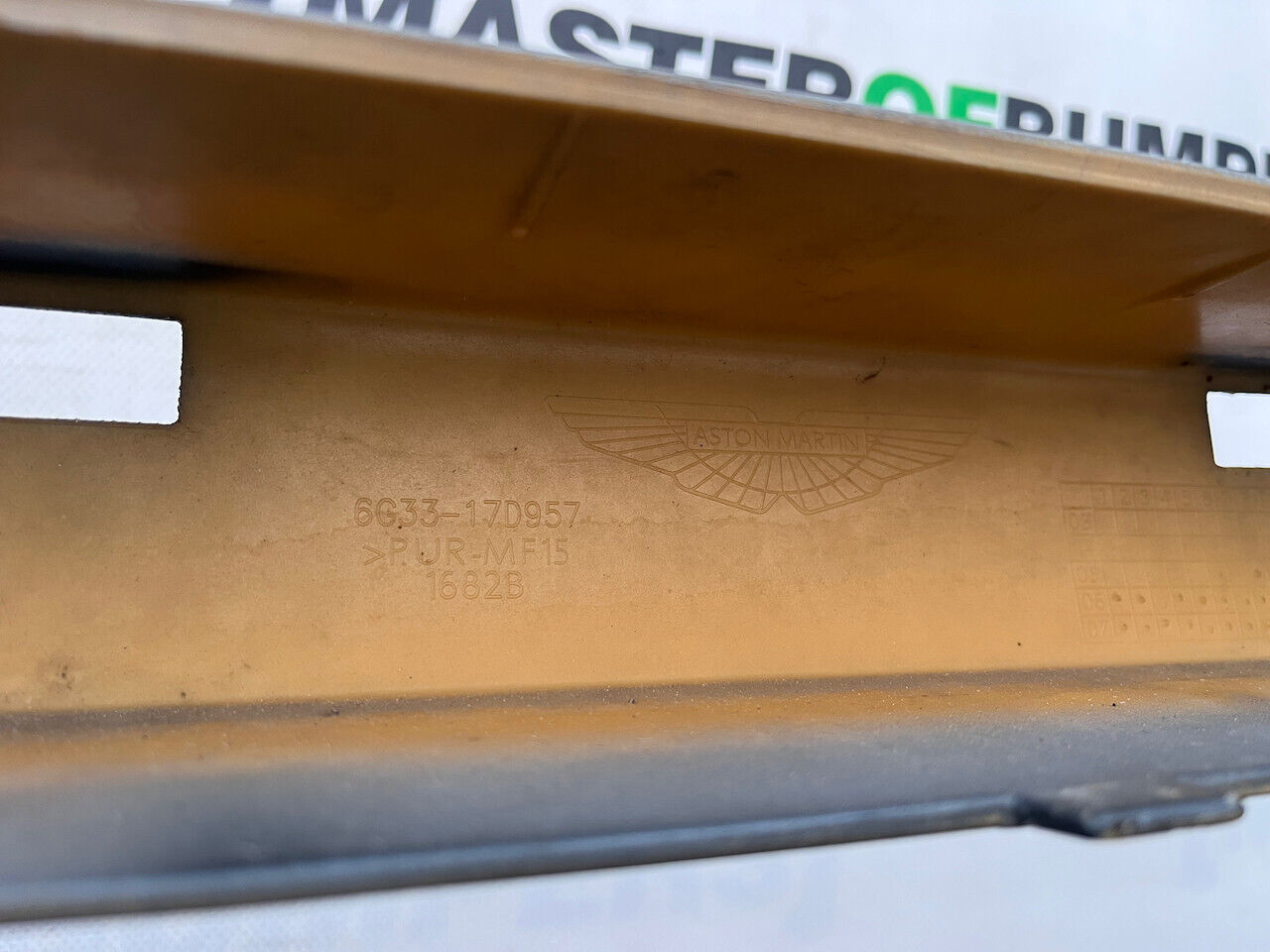Aston Martin Vantage I V8 2005-2010 Front Bumper No Pdc Genuine [p920]