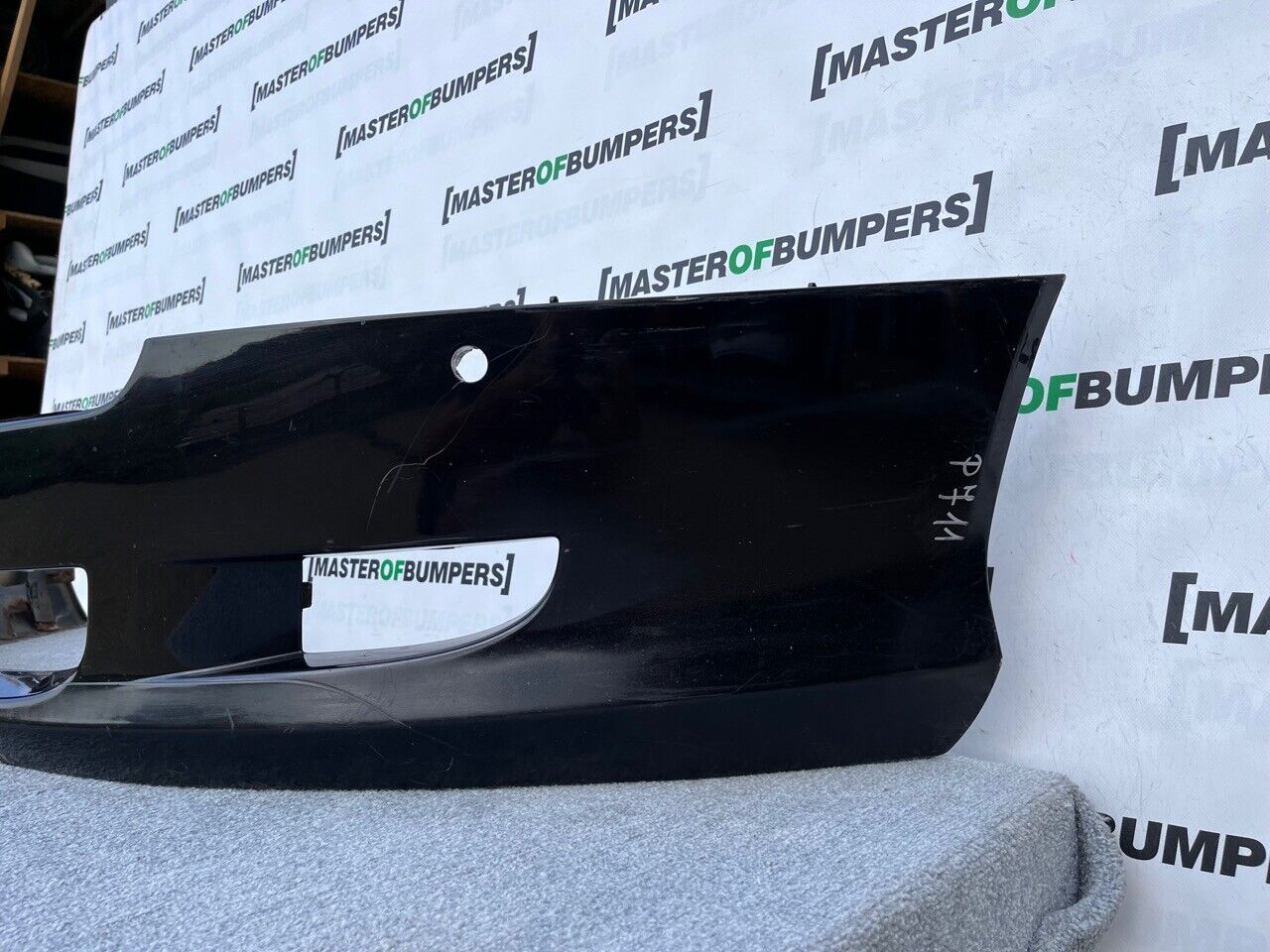 Aston Martin Db9 V12 2004-2011 Front Bumper Pdc Genuine [p711]