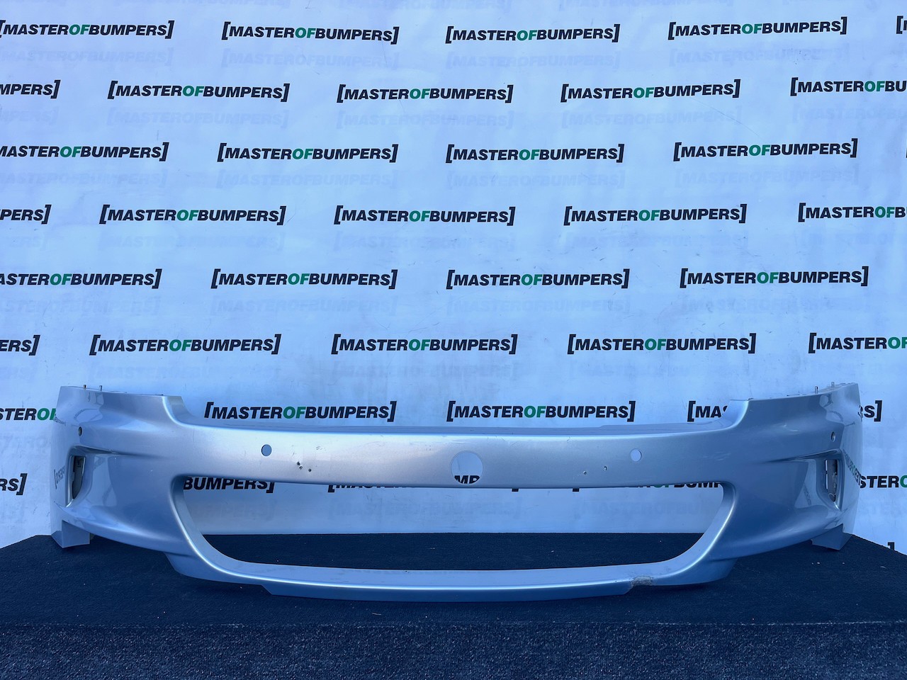 Aston Martin Dbs Volante V12 2007-2012 Front Bumper Pdc Genuine [p760]