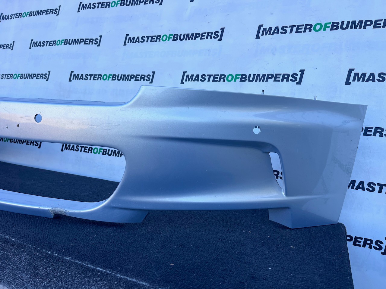 Aston Martin Dbs Volante V12 2007-2012 Front Bumper Pdc Genuine [p760]