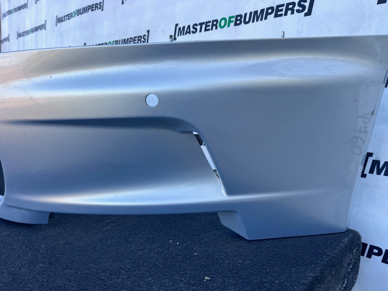 Aston Martin Dbs Volante V12 2007-2012 Front Bumper Pdc Genuine [p760]