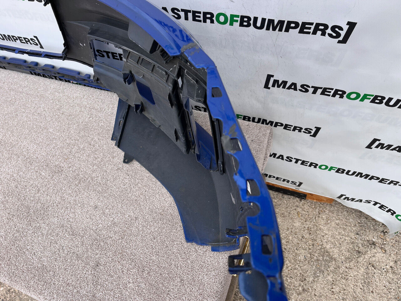 Audi Q3rs Q3 Rs 2013-2014 Front Bumper Blue Genuine [a961]