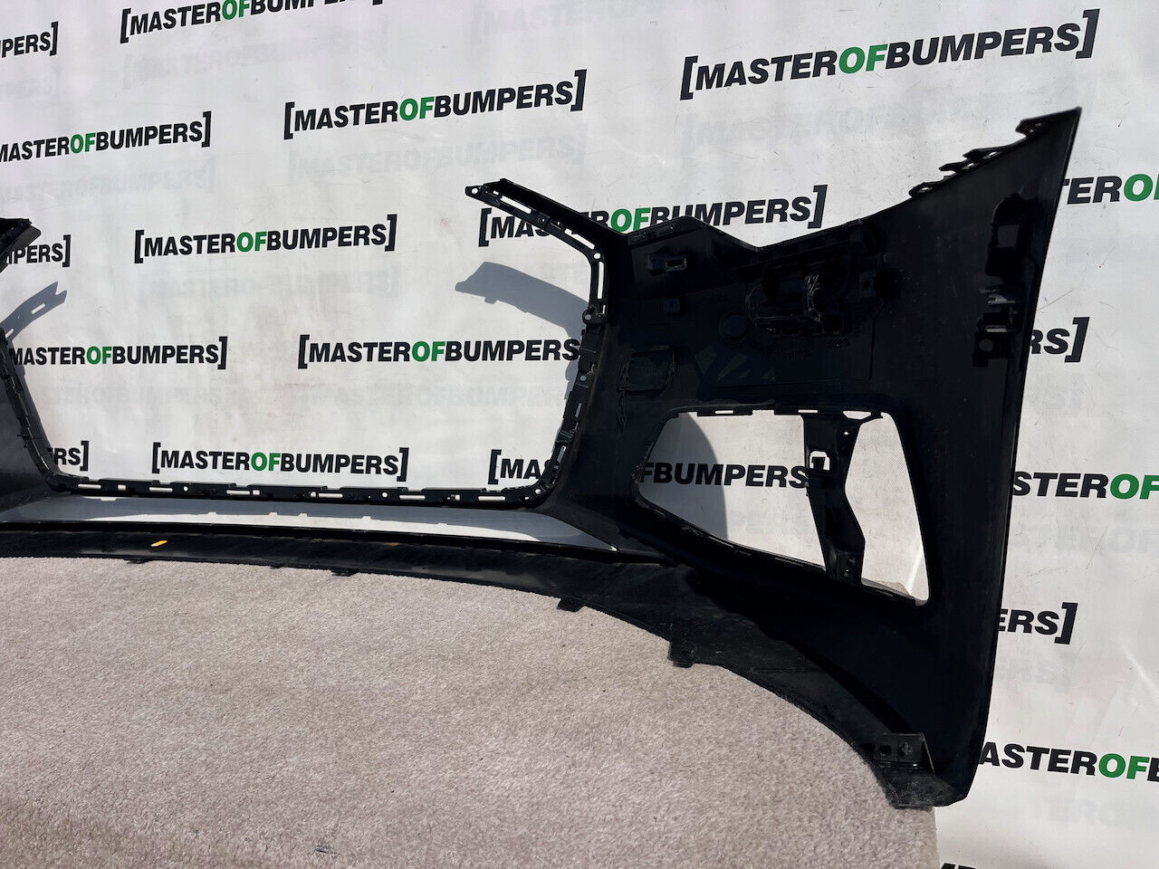 Audi A6 Se Saloon Avant Estate C8 2019-2023 Front Bumper 6 Pdc Genuine [a788]