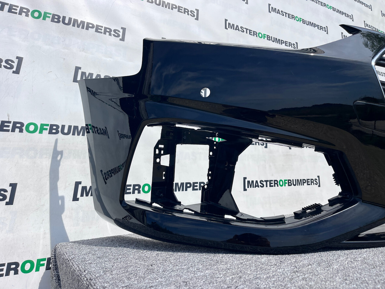 Audi A4 Sport Edition B9 Saloon Avant 2020-on Front Bumper 4 Pdc Genuine [a861]