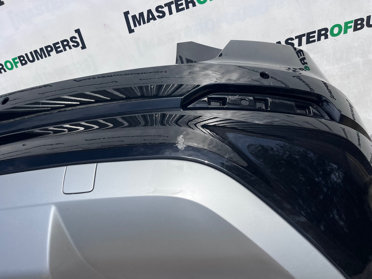 Audi Q2 Sport Tfsi Technik Suv 2017-2020 Rear Bumper 4 Pdc Genuine [a872]