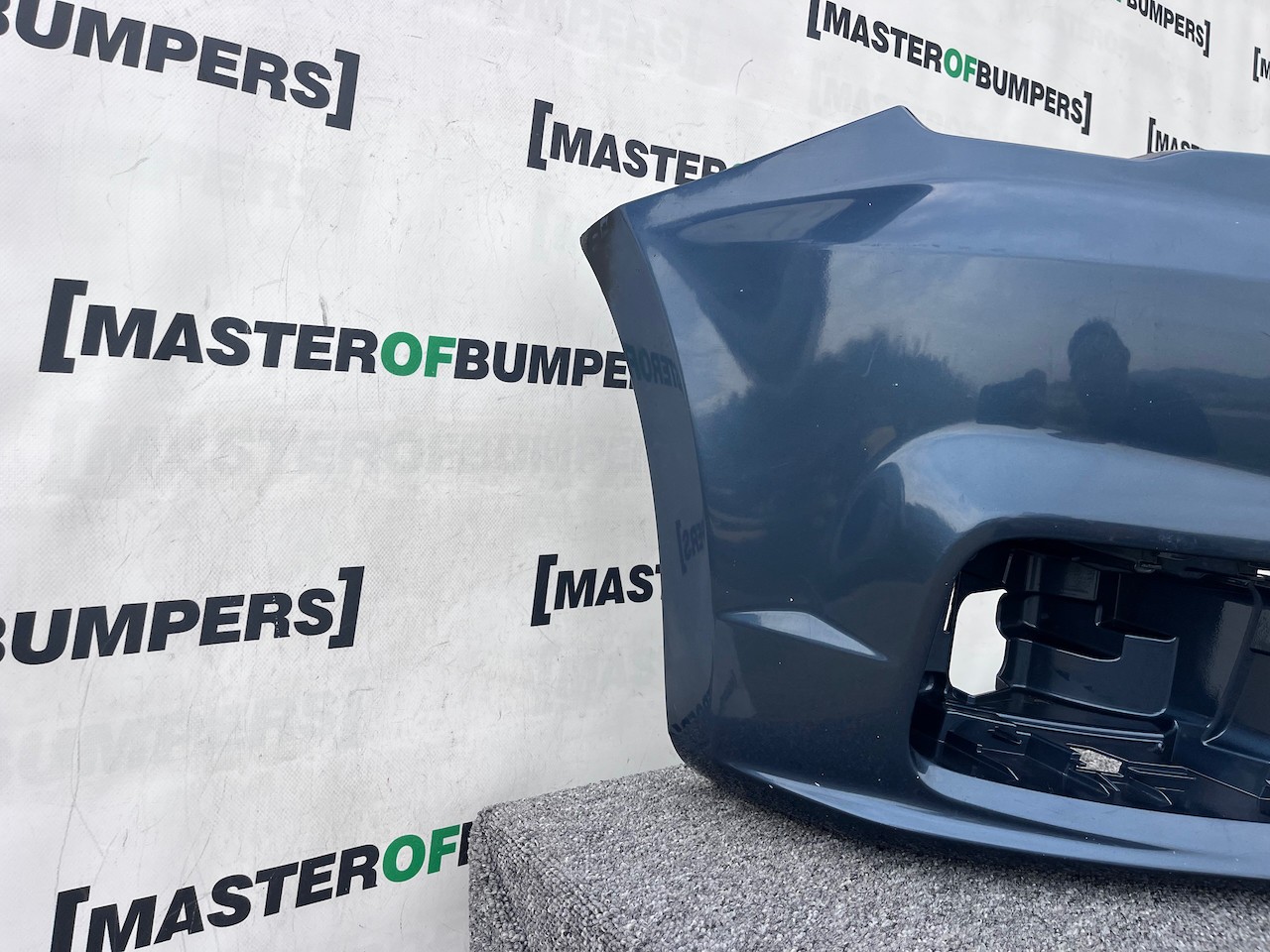 Audi A1 Se Lift Hatchback 2015-2018 Front Bumper No Pdc No Jets Genuine [a897]