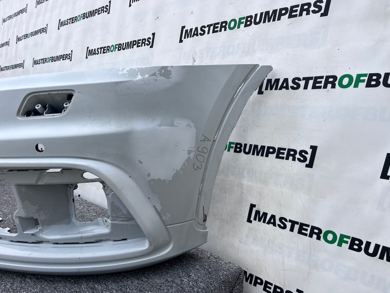 Audi Q3 S-line Suv 2011-2014 Front Bumper 4 Pdc Genuine [a903]