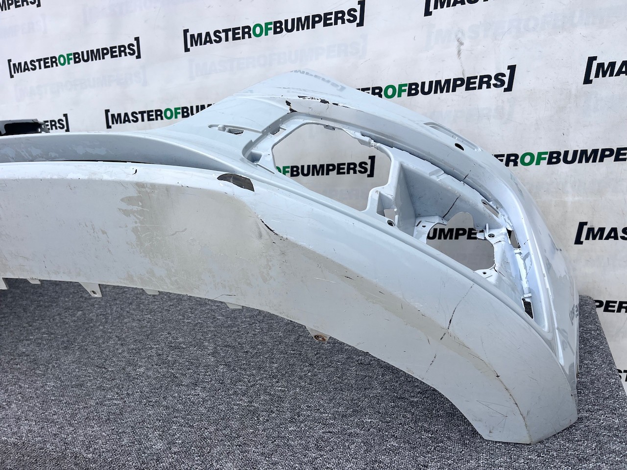 Audi Q3 S-line Suv 2011-2014 Front Bumper 4 Pdc Genuine [a903]