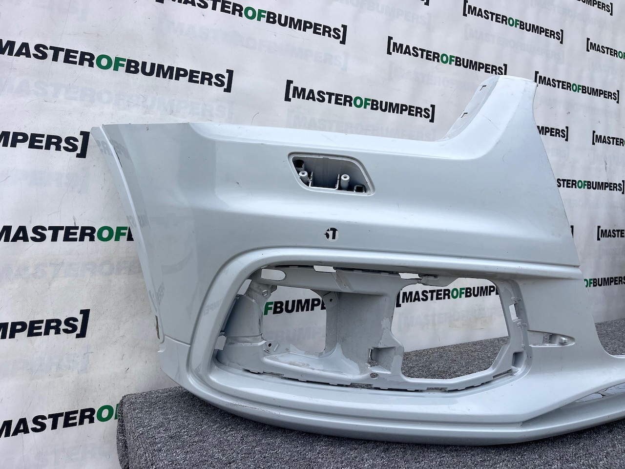 Audi Q3 S-line Suv 2011-2014 Front Bumper 4 Pdc Genuine [a903]