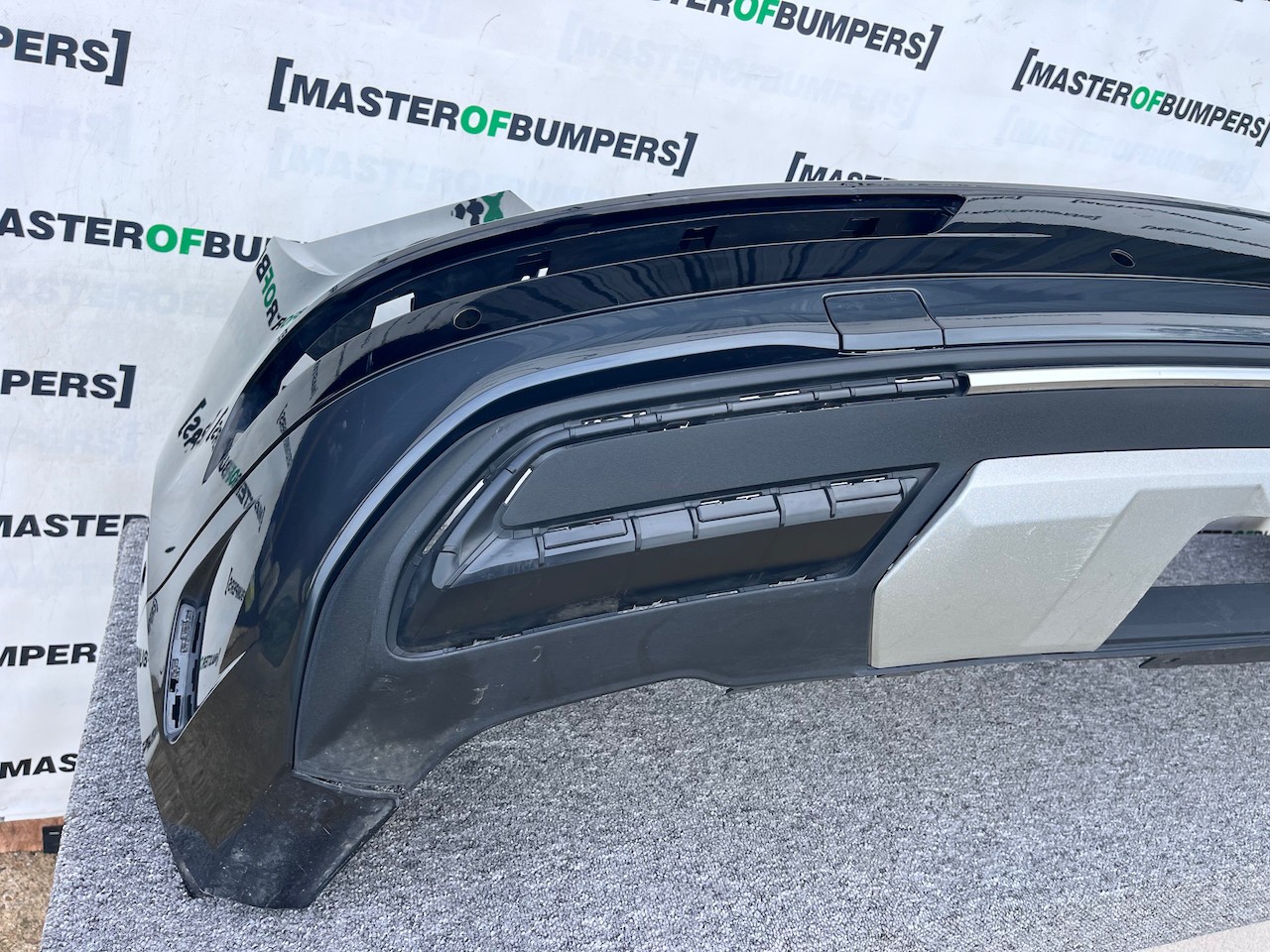 Audi Q5 Sport Basic Se Mk 2020-2024 Rear Bumper W/ Diffuser 6 Pdc Genuine [a815]
