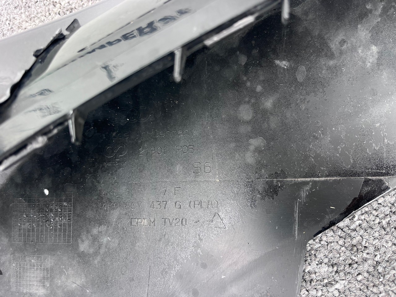 Audi S6 A6 S-line C8 Saloon Estate 2019-2024 Front Bumper 6 Pdc Genuine [a831]