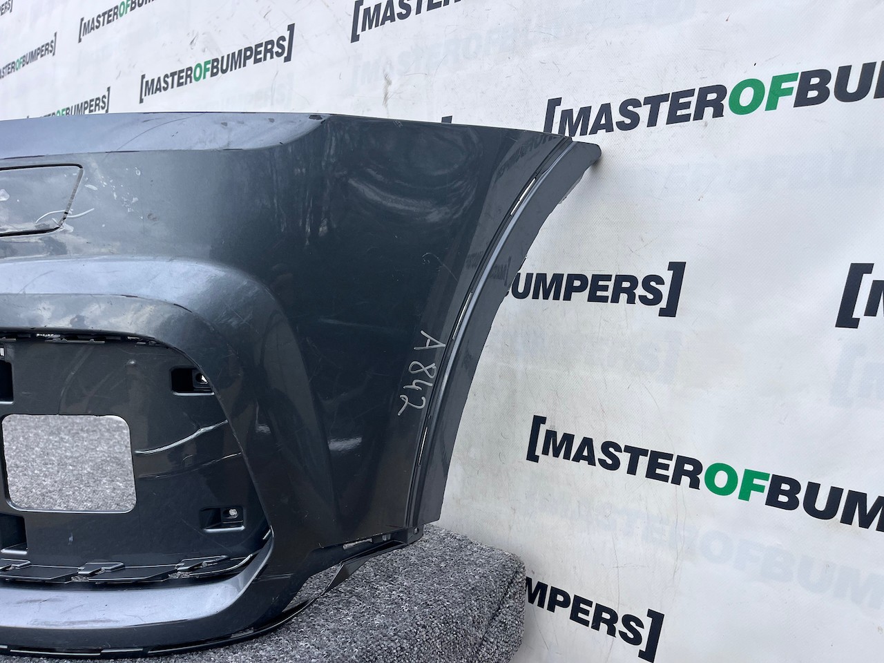 Audi Q3 Se Edition Suv 2015-2018 Front Bumper 4 Pdc Genuine [a842]