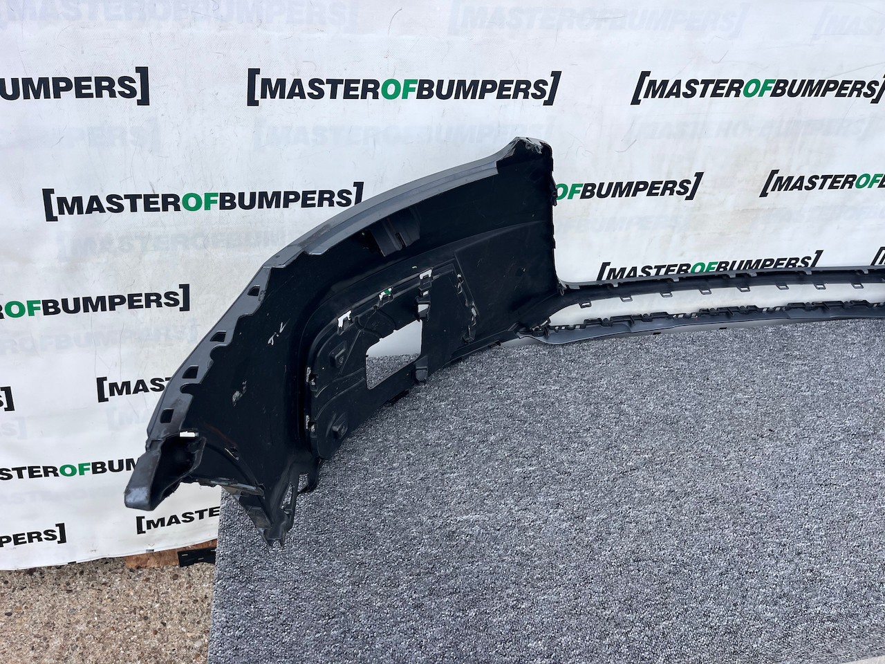 Audi Q3 Se Edition Suv 2015-2018 Front Bumper 4 Pdc Genuine [a842]