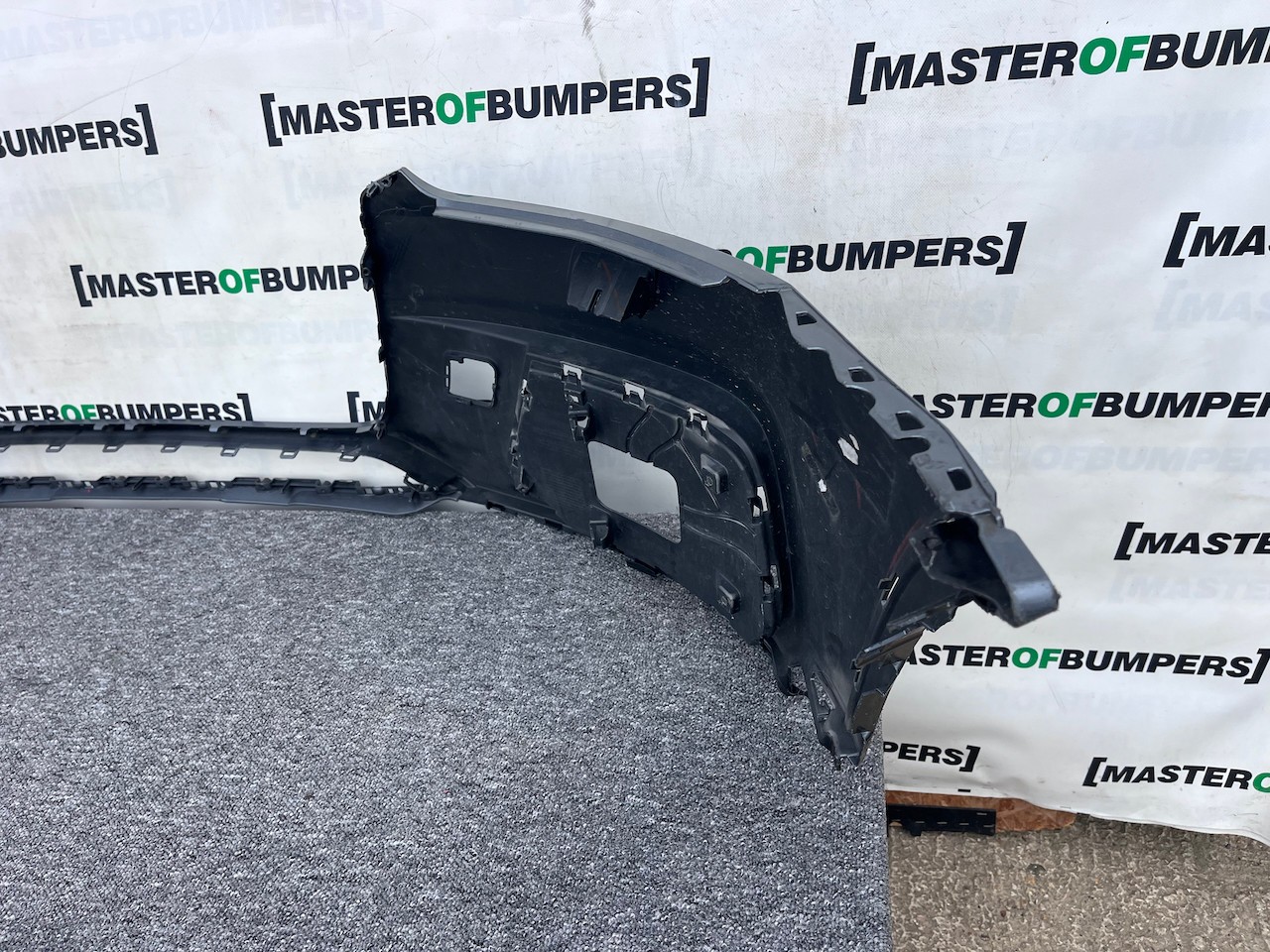 Audi Q3 Se Edition Suv 2015-2018 Front Bumper 4 Pdc Genuine [a842]