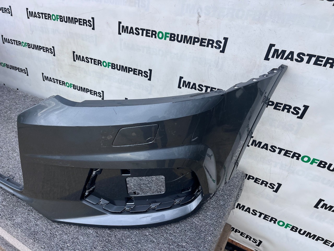 Audi Q3 Se Edition Suv 2015-2018 Front Bumper 4 Pdc Genuine [a842]