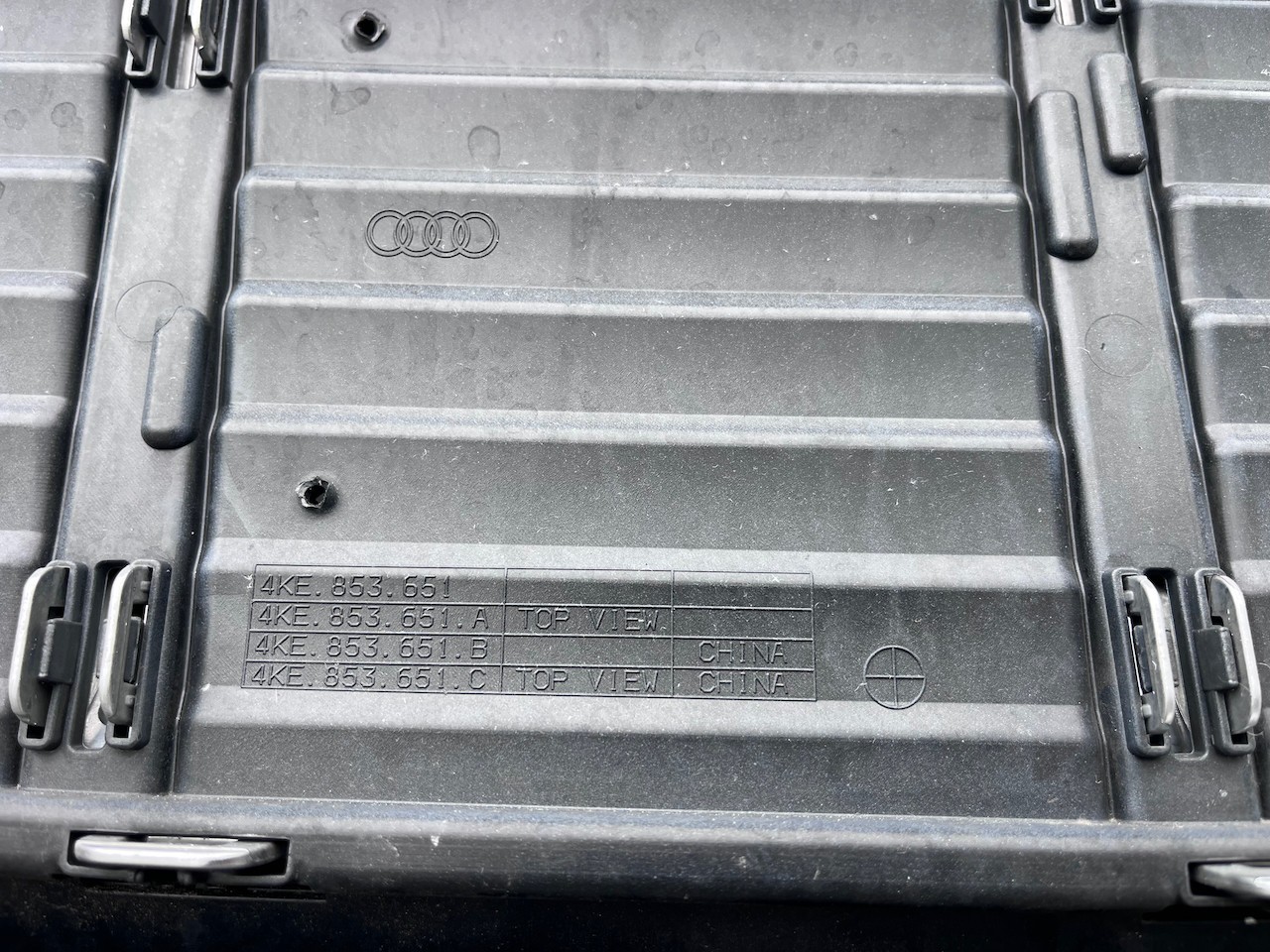 Audi E-tron Technik 55 Tfsi 2019-2022 Front Bumper 6 Pdc Genuine [a865]