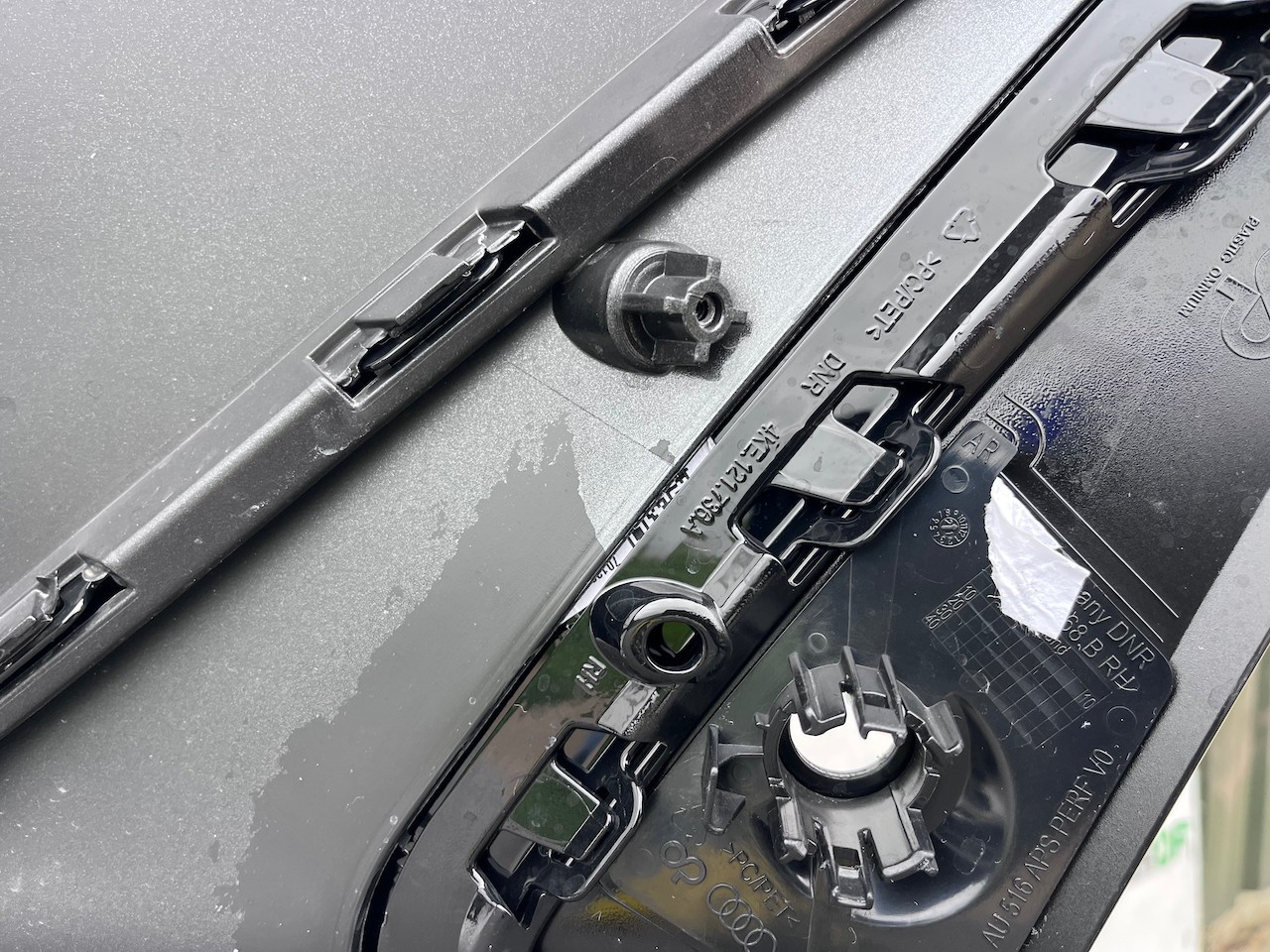 Audi E-tron S-line Launch Edition 2019-2022 Front Bumper 6 Pdc Genuine [a857]