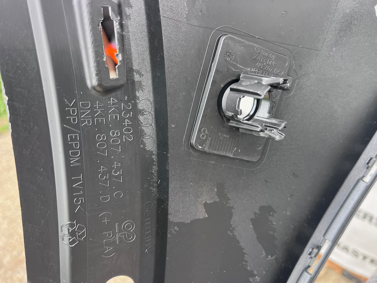 Audi E-tron S-line Launch Edition 2019-2022 Front Bumper 6 Pdc Genuine [a857]