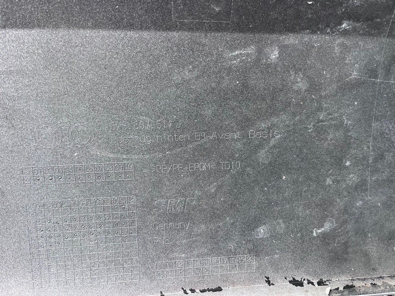 Audi A4 Se Sport Avant Estate B9 2016-2019 Rear Bumper 4 Pdc Genuine [a907]