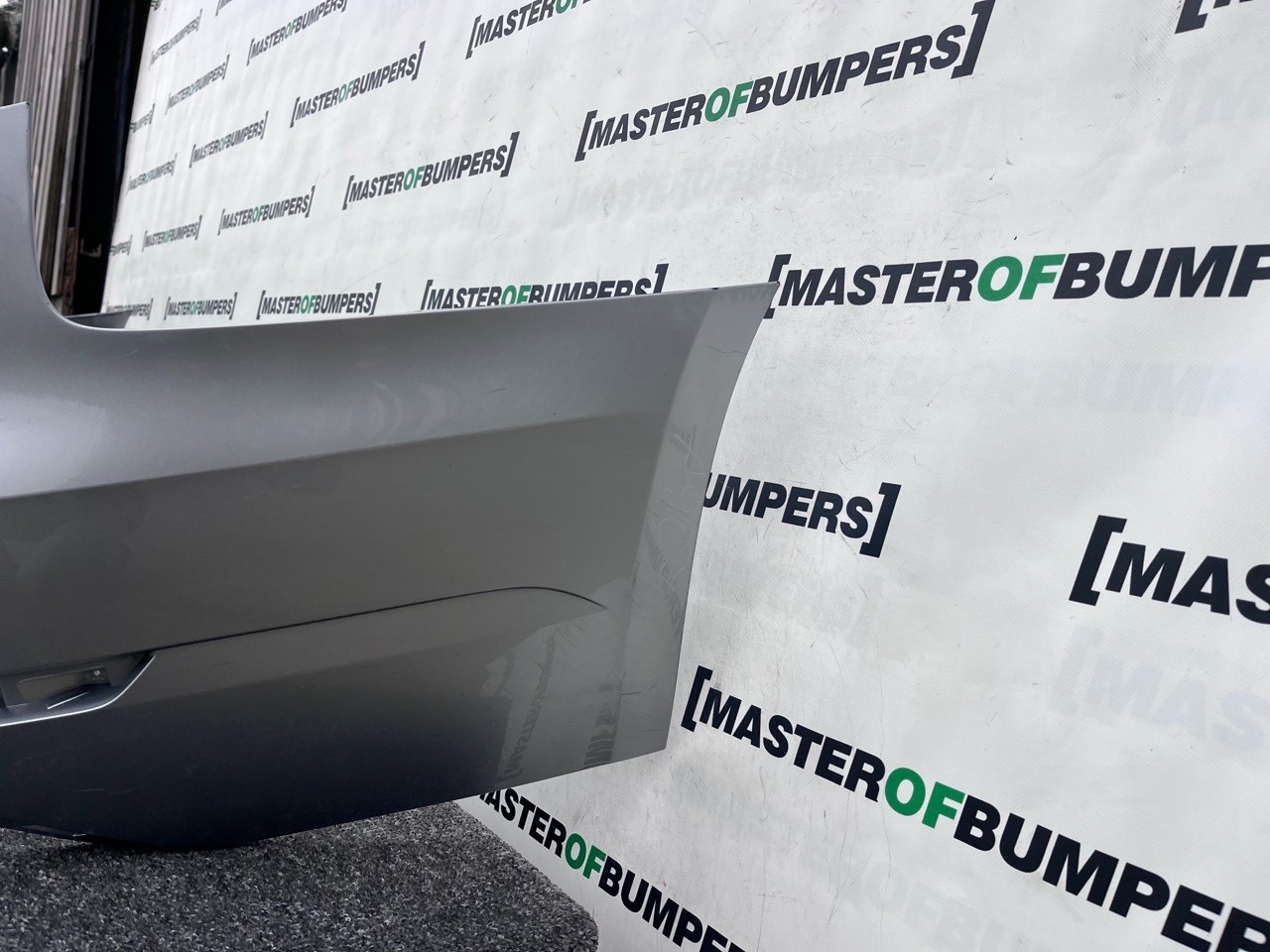 Audi A4 Se Sport Avant Estate B9 2016-2019 Rear Bumper 4 Pdc Genuine [a907]