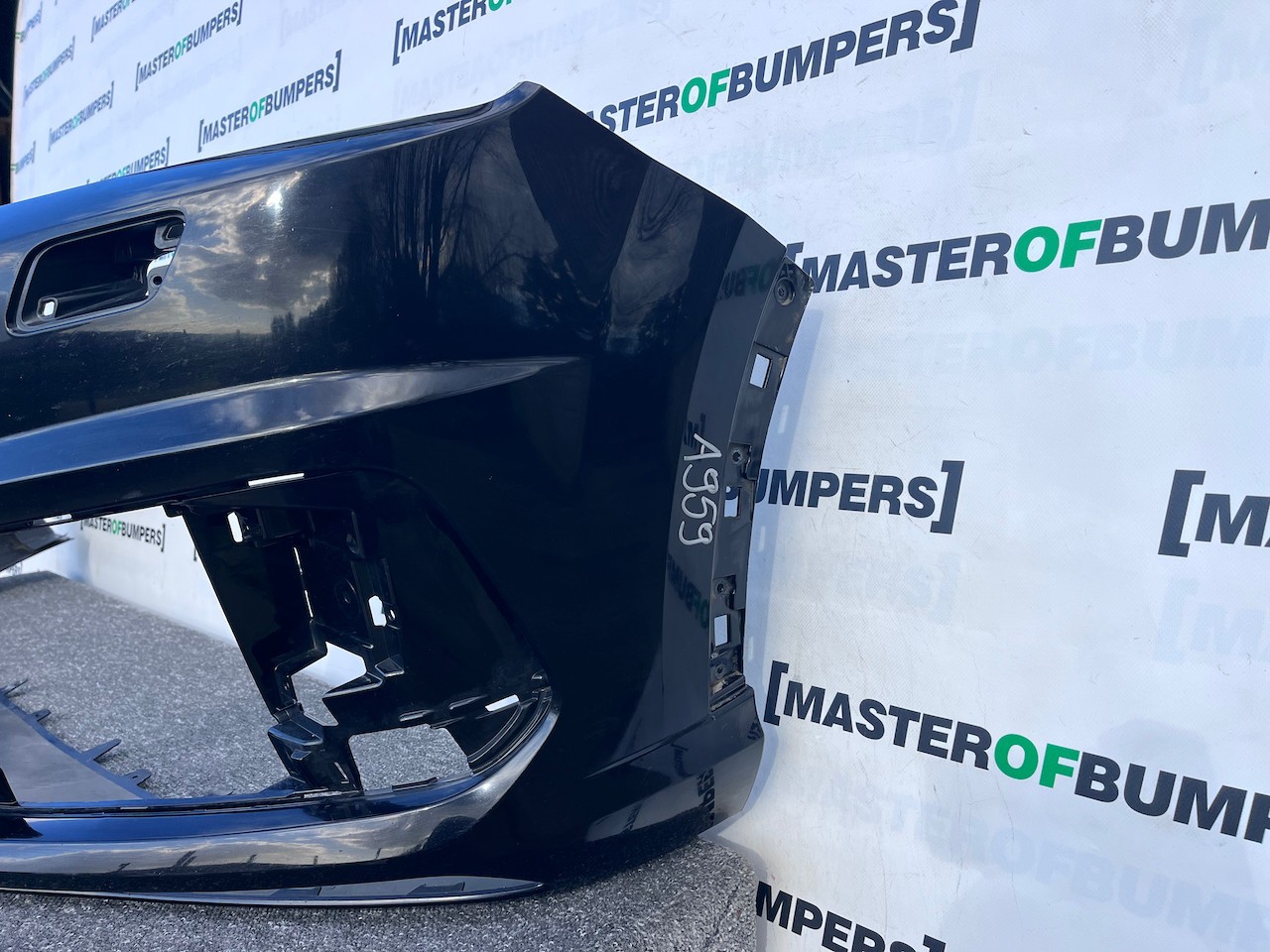 Audi Q7 S Line Black Ediion Mk2 2016-2019 Front Bumper 4 Pdc Genuine [a959]