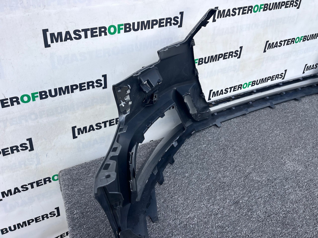 Audi A3 S-line Hatchback 5 Door 2016-2019 Front Bumper No Pdc Genuine [a964]