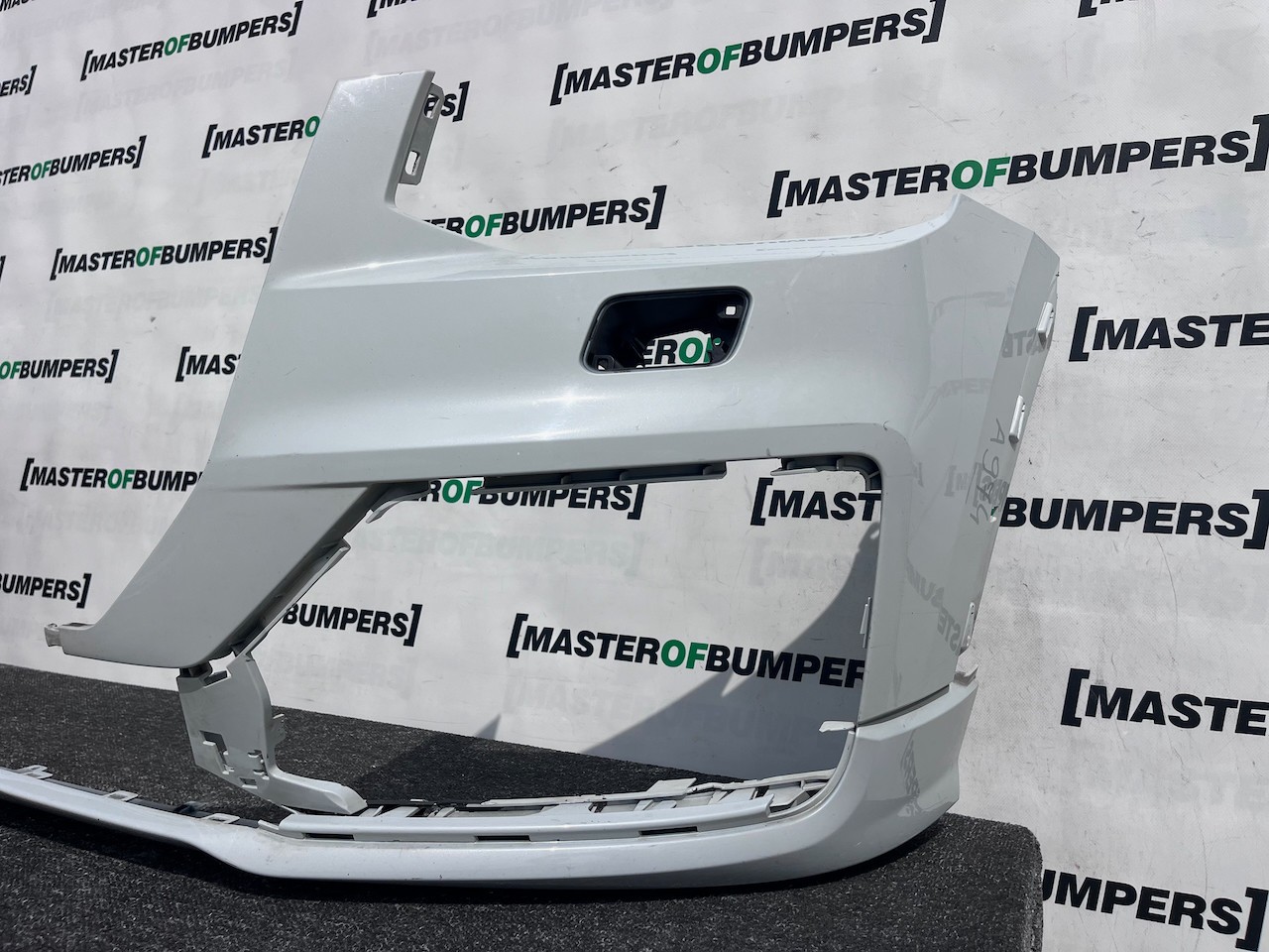 Audi Q2 S Line Mk1 Hatchback 2016-2020 Front Bumper 4 Pdc +jets Genuine [a974]