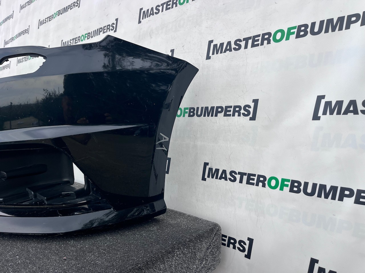 Audi A1 S-line Hatchback Lift 2015-2018 Front Bumper No Pdc Jets Genuine [a1]
