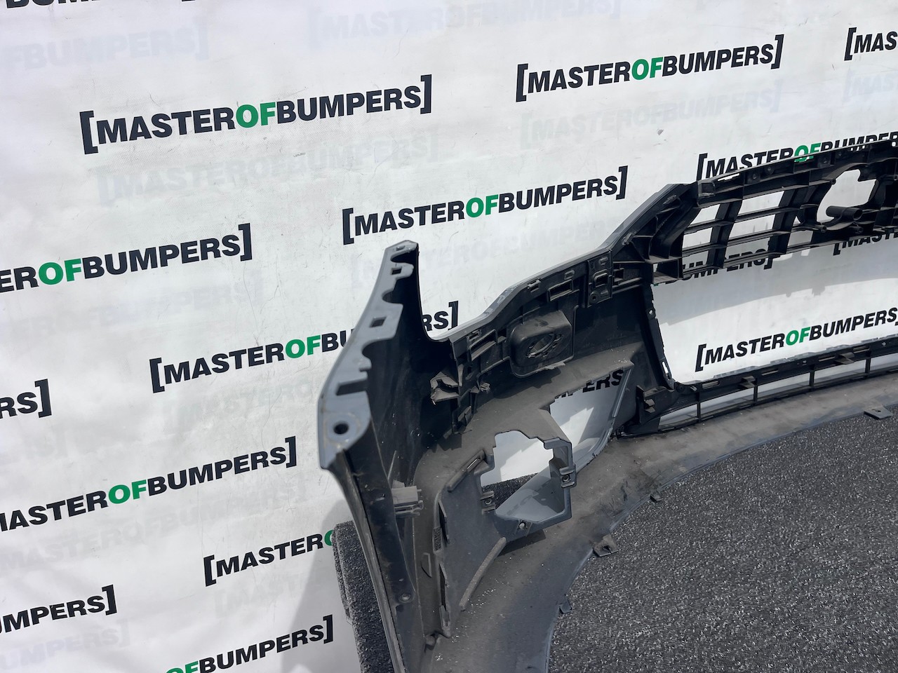 Audi A7 S Line Sportback Lift 2015-2018 Front Bumper 6 Pdc Jets Genuine [a9]