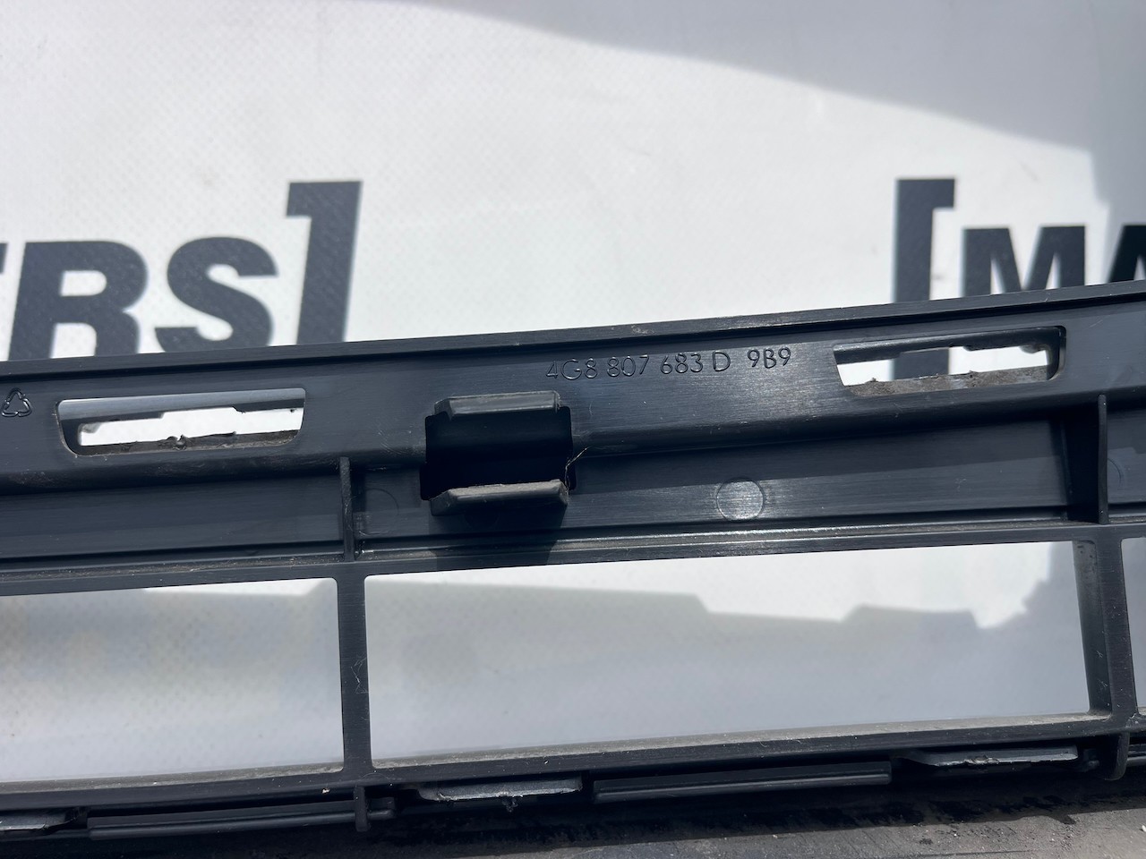 Audi A7 S Line Sportback Lift 2015-2018 Front Bumper 6 Pdc Jets Genuine [a9]