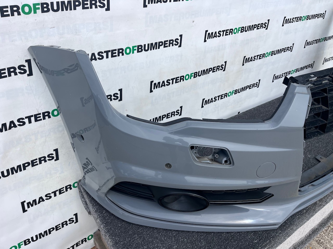 Audi A7 S Line Sportback Lift 2015-2018 Front Bumper 6 Pdc Jets Genuine [a9]