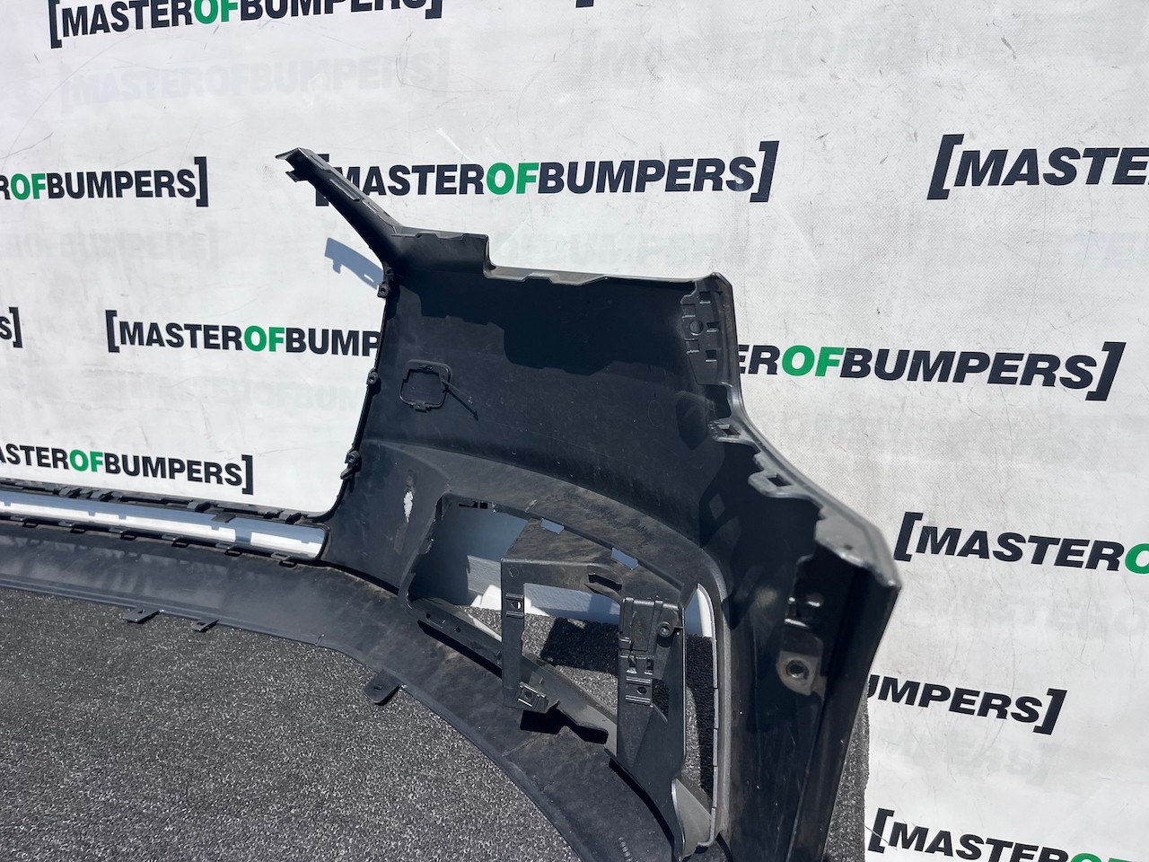 Audi A4 Se Saloon Estate B9 2016-2019 Front Bumper No Pdc No Jets Genuine [a34]