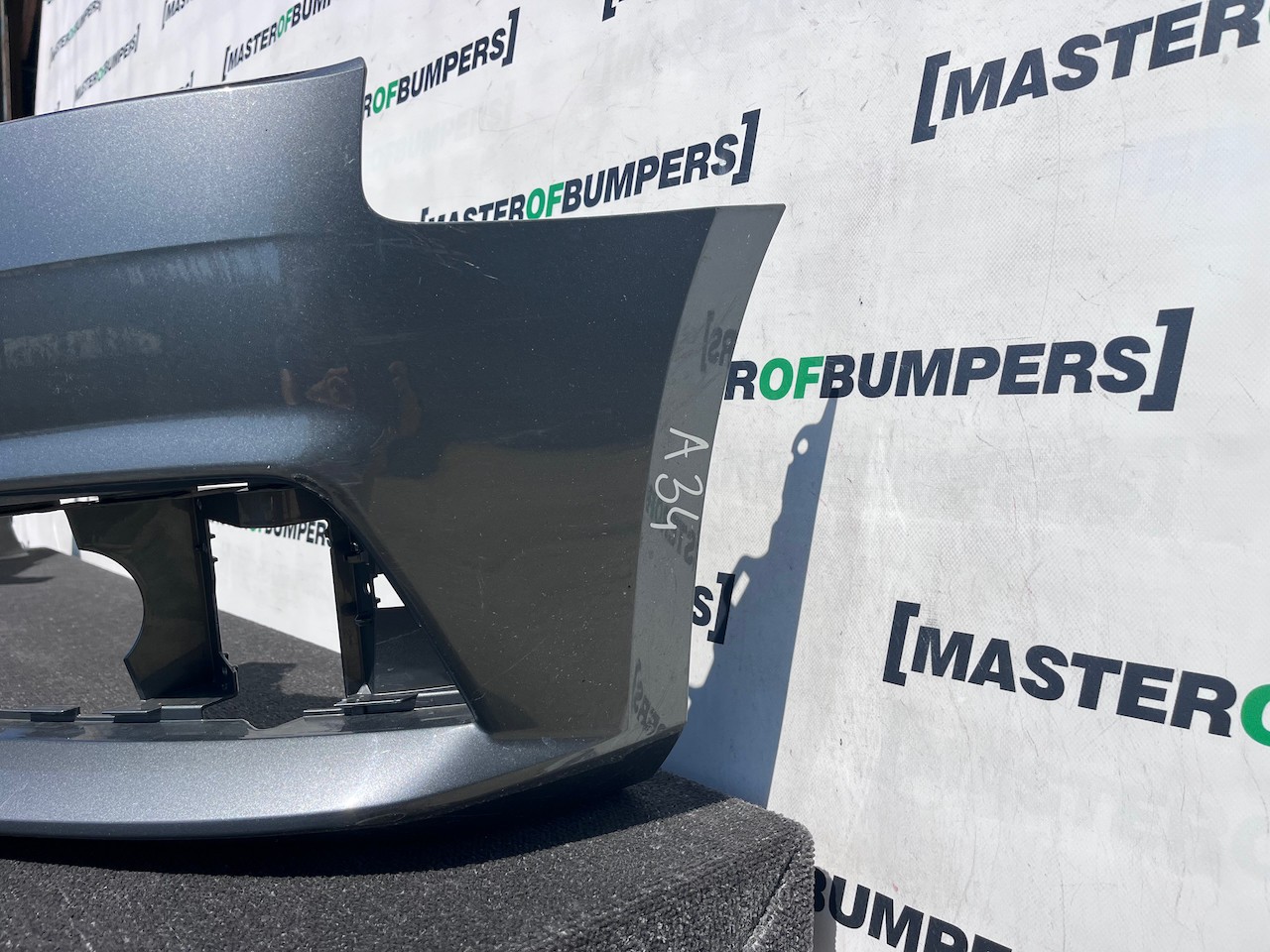 Audi A4 Se Saloon Estate B9 2016-2019 Front Bumper No Pdc No Jets Genuine [a34]