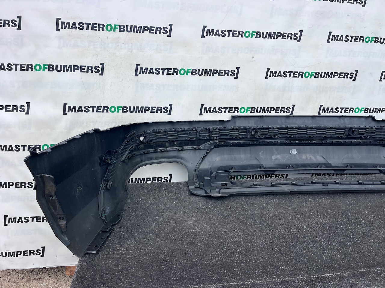 Audi Sq7 S Line 4m Suv 2016-2019 Rear Bumper 6 Pdc Genuine [a51]