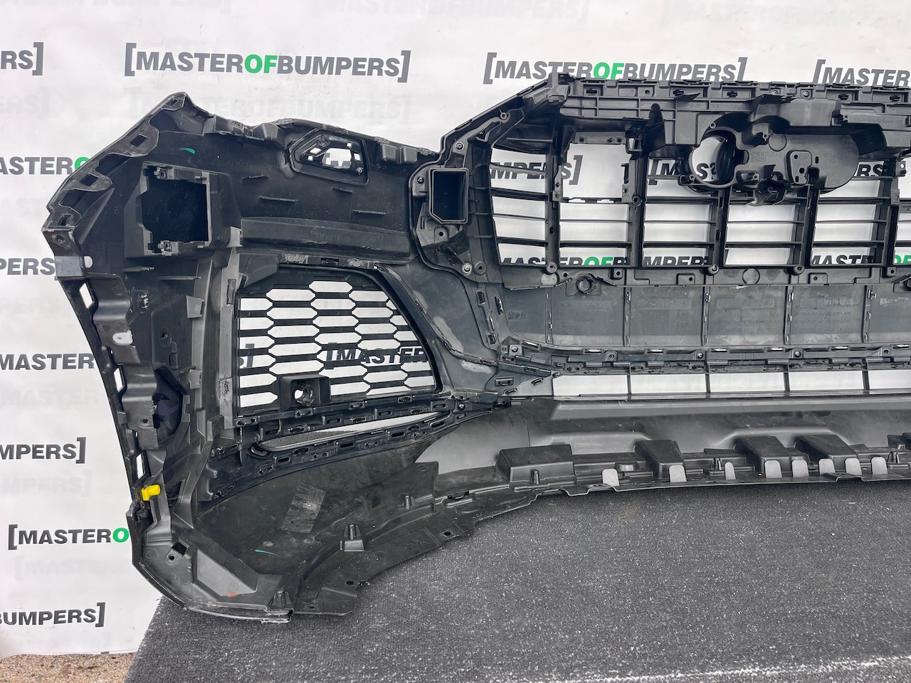 Audi Q7 S Line Suv Face Lift 2019-2023 Front Bumper 6 Pdc Genuine [a79]