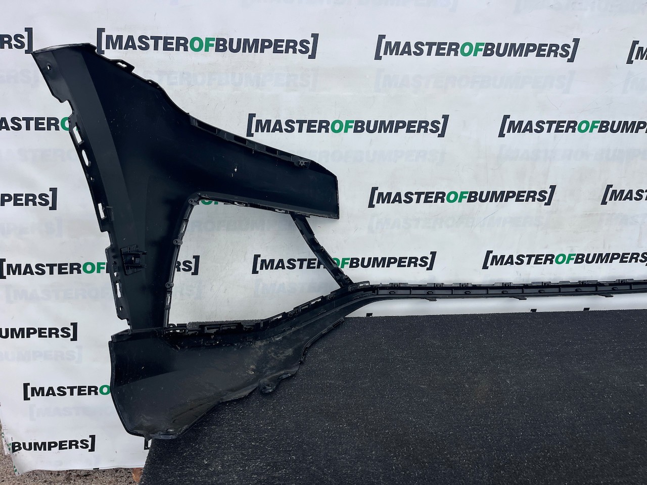 Audi Q8 S Line Sq8 Black Edition Suv 2019-2023 Front Bumper 6 Pdc Genuine [a80]